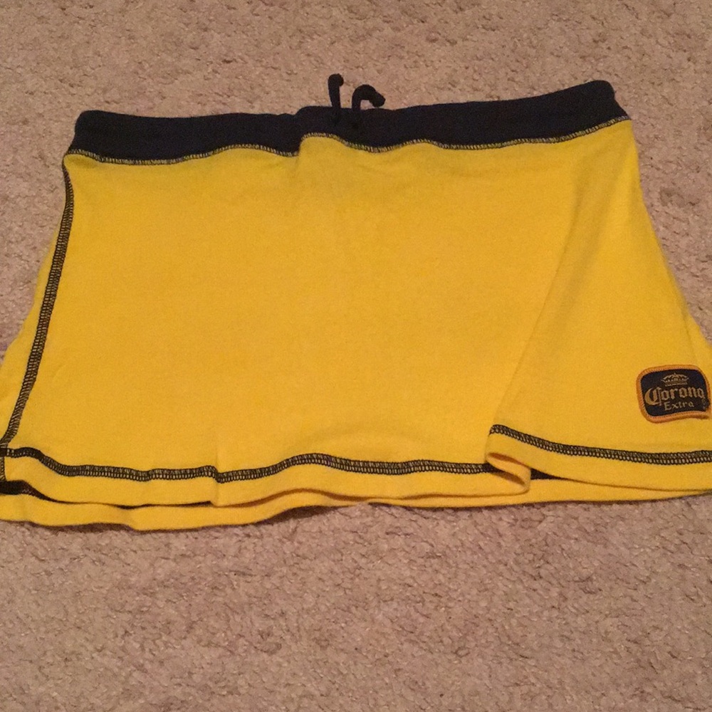 Corona  skirt